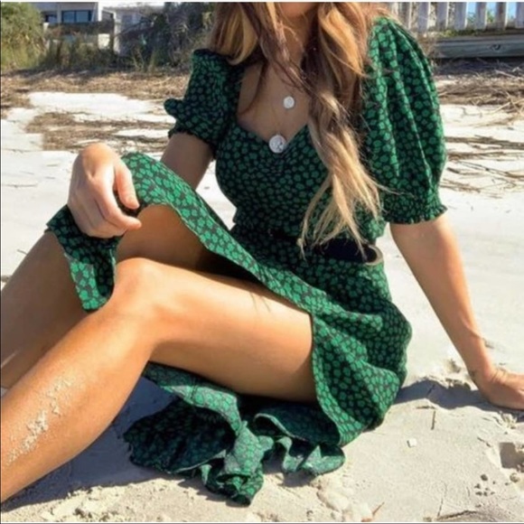 H&M puff sleeve viscose midi dress - Picture 1 of 5